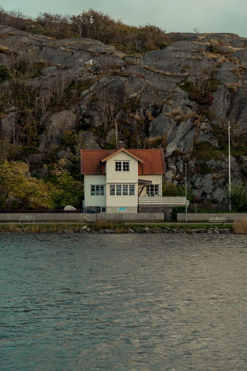Okanagan Lakehouse
